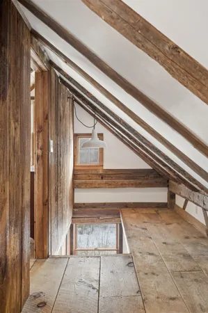 $1,750,000 | 4669 Vermont Rte 100, Londonderry, VT 05148