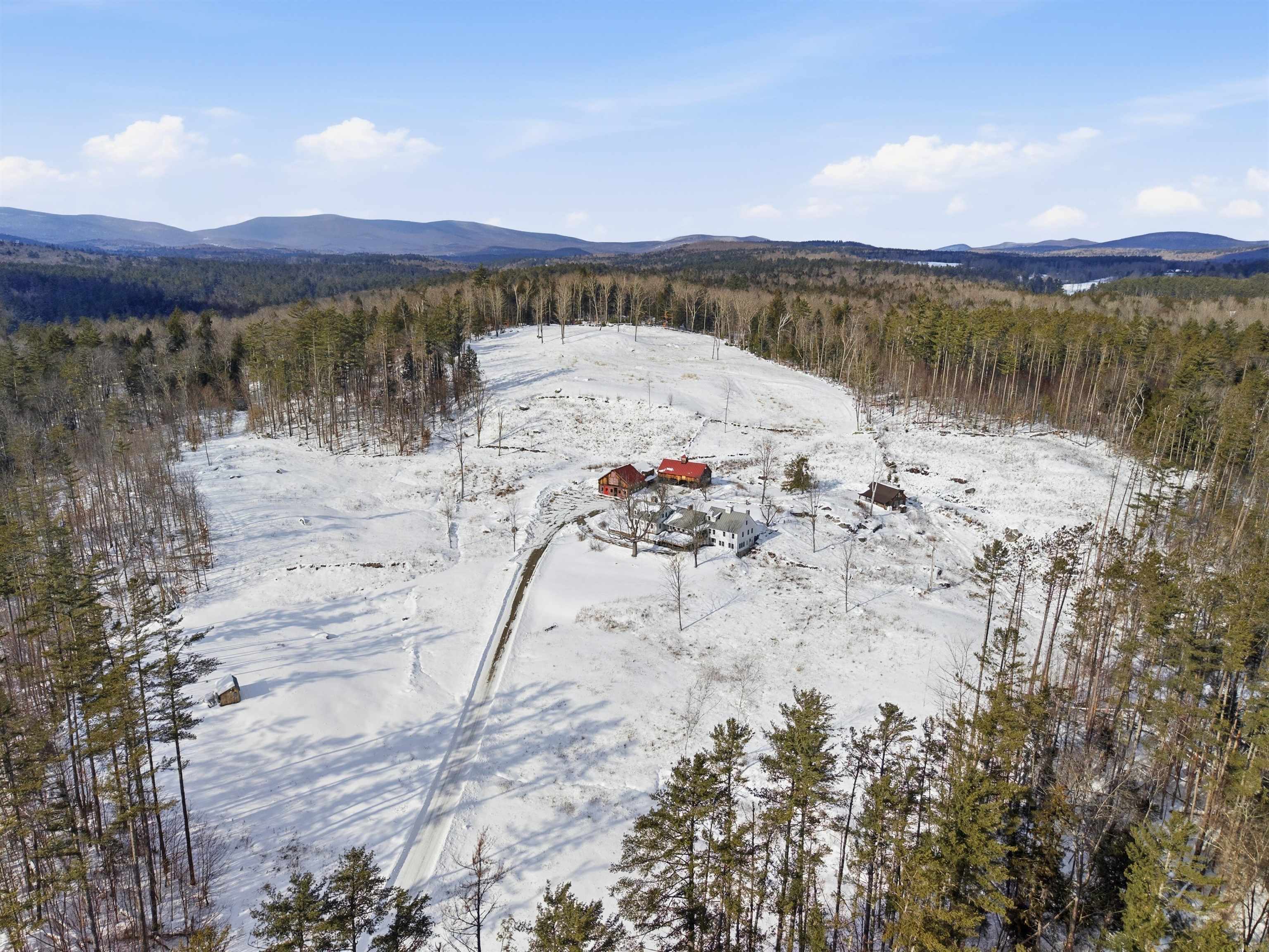 4669 Vermont Rte 100 Londonderry, VT 05148 - Photo 36 of 39