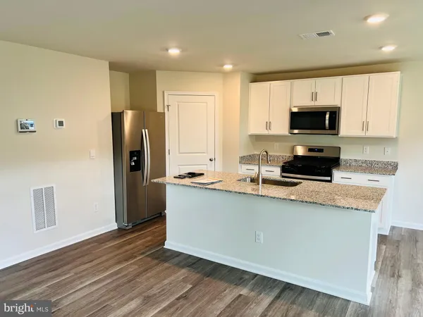 $2,450 | 5197 Crooked Lane, Stephens City, VA 22655