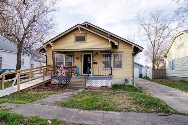 $75,000 | 2720 Clark Avenue, Parsons, KS 67357