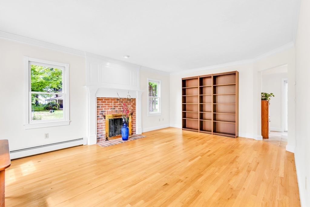 351 Burroughs Road Boxborough, MA 01719 - Photo 10 of 31