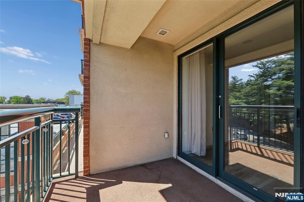 1 Orient Way, Unit 204 Rutherford, NJ 07070 - Photo 22 of 40