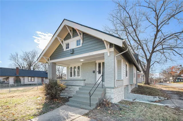 $214,900 | 5700 Woodland Avenue, Kansas City, MO 64110