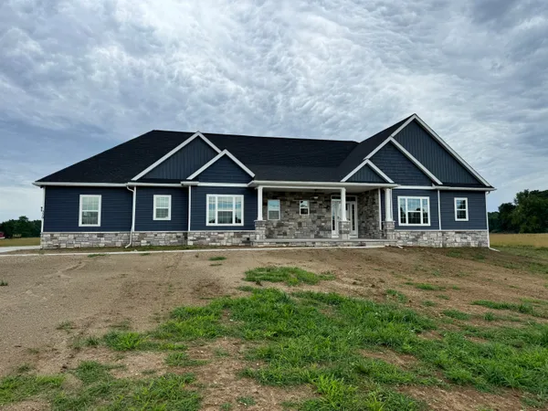 $764,000 | 9004 Charter Oak Lane, Saline, MI 48176