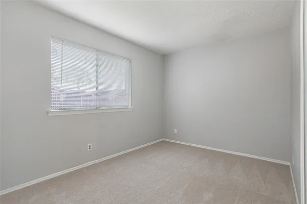 $2,100 | 2121 Travis Drive, Carrollton, TX 75006