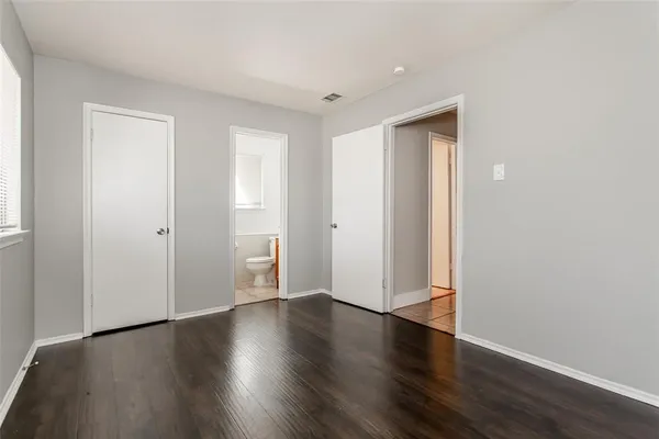 $2,100 | 2121 Travis Drive, Carrollton, TX 75006