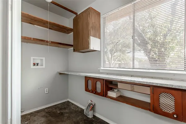 $2,100 | 2121 Travis Drive, Carrollton, TX 75006