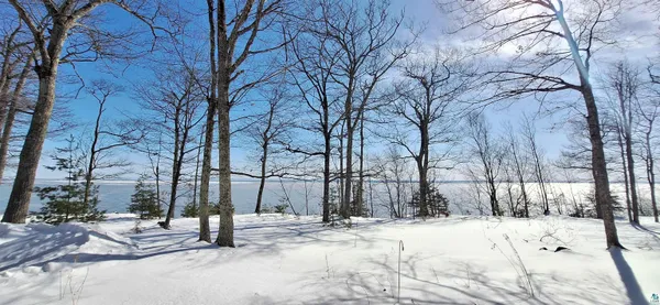 $515,000 | 1117 South Shore Drive, La Pointe, WI 54850