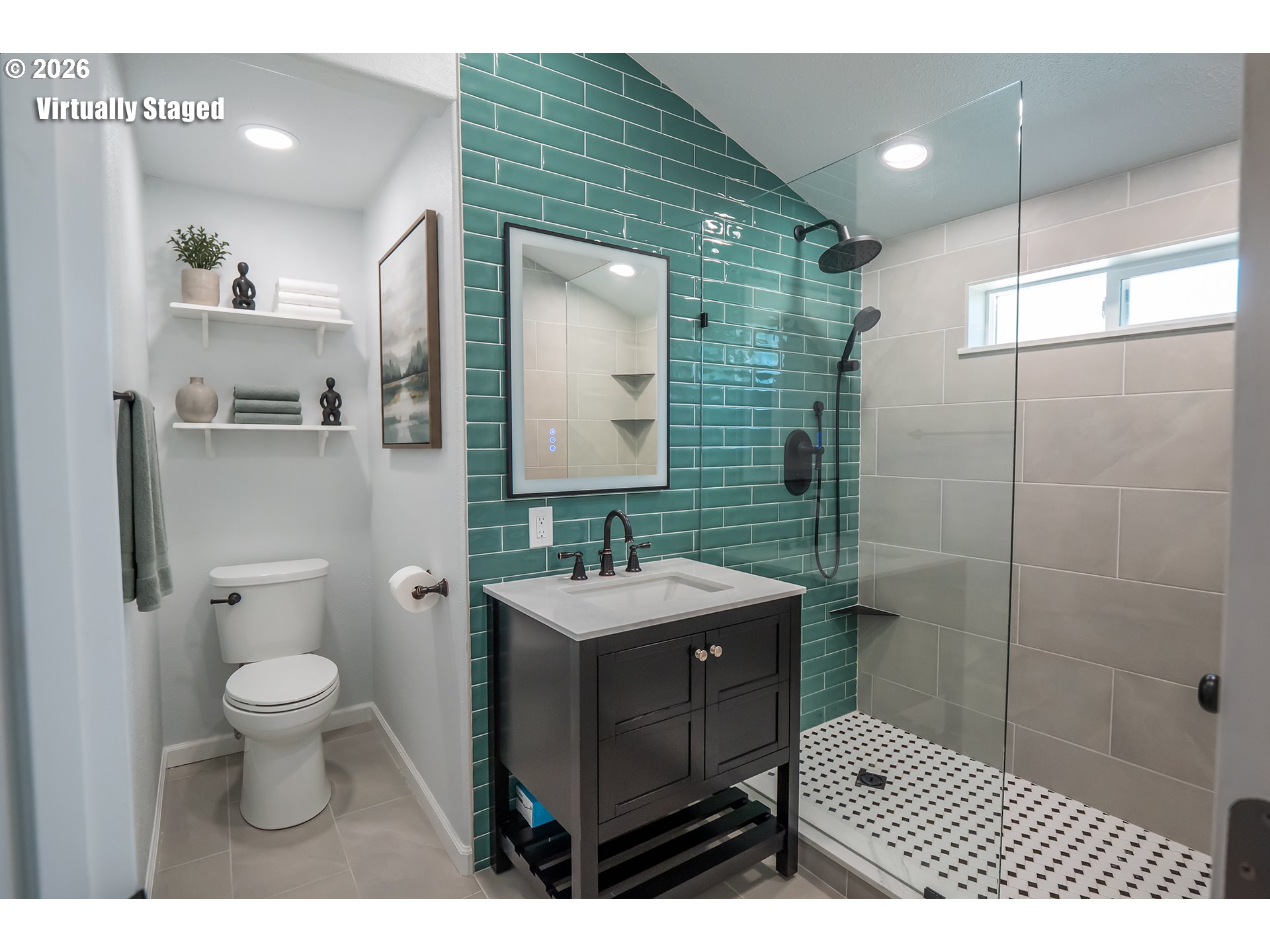 1807 Milo Way Eugene, OR 97404 - Photo 17 of 40 Bathroom, Attached