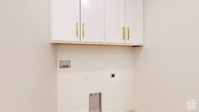 683 North Heritage Street Mapleton, UT 84664 - Photo 20 of 40 Laundry room featuring electric dryer hookup, hookup for a washing machine, and cabinet space