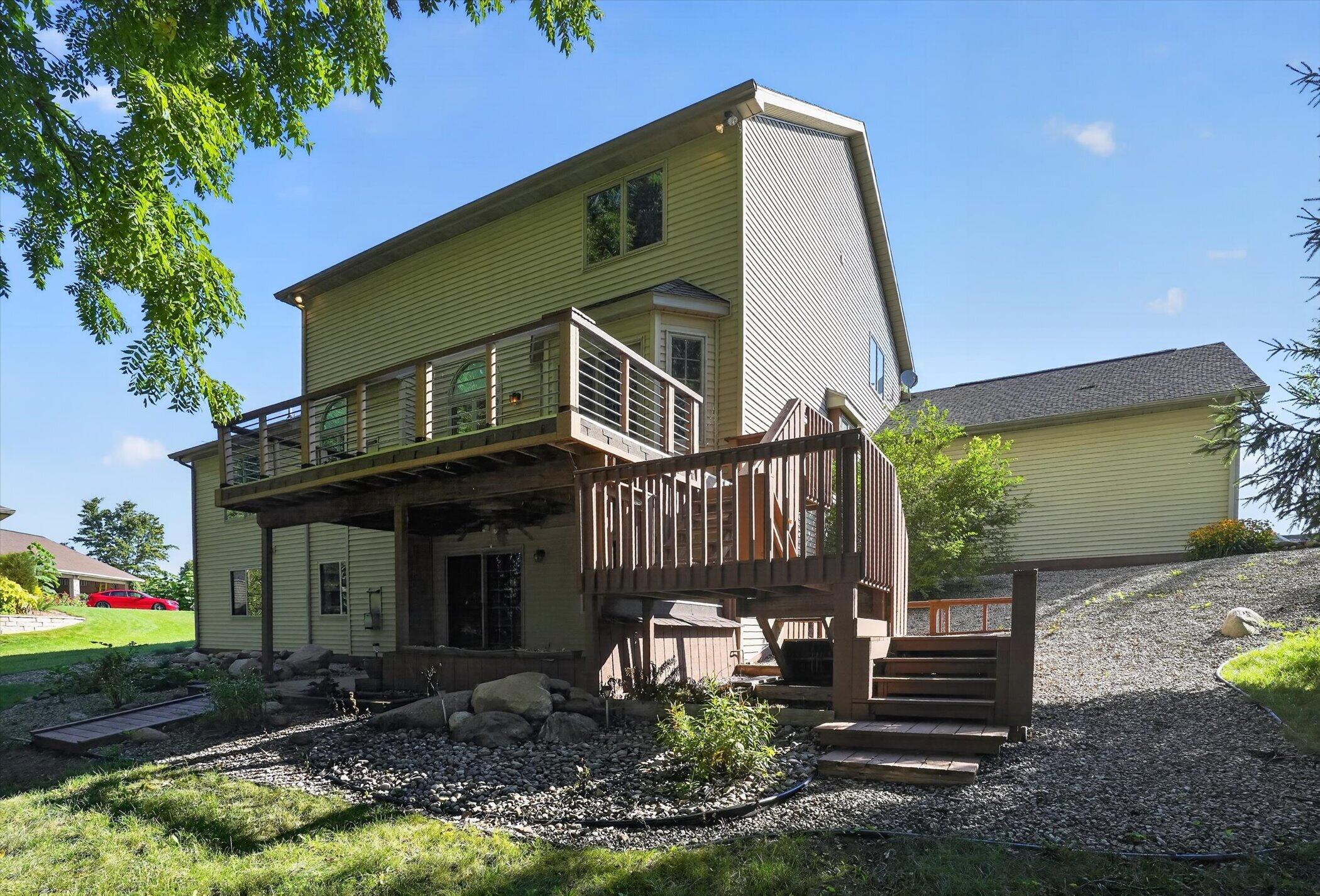 4729 Dimond Way Dimondale, MI 48821 - Photo 72 of 74 73-4729-Diamond-Way-WindowStill-Photogra