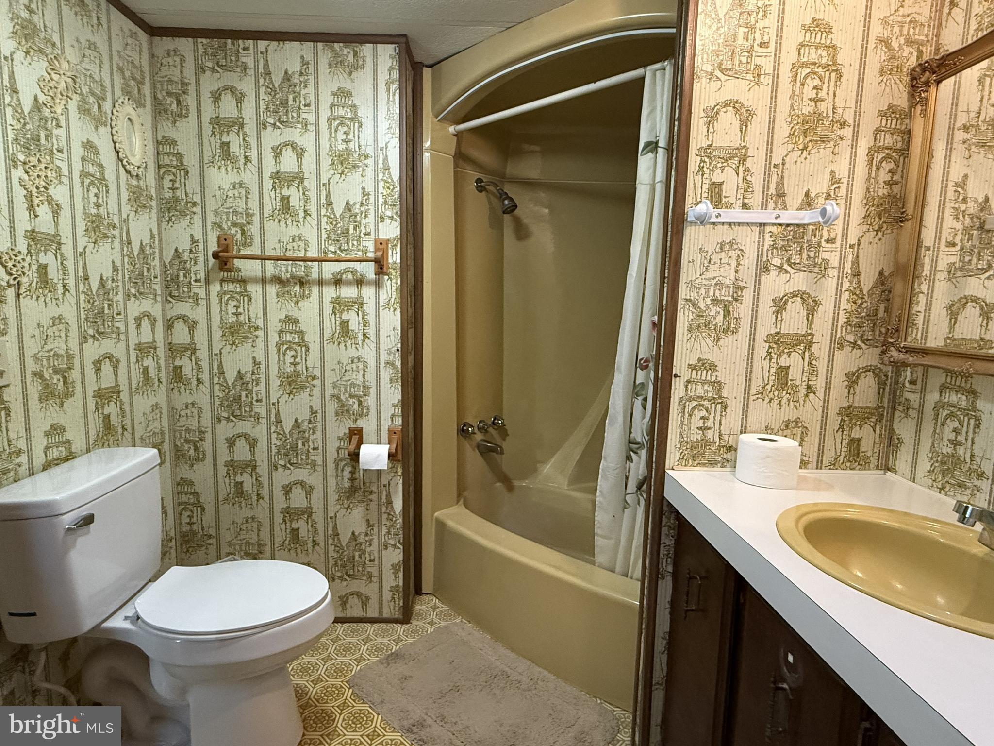 750 Hickory Corner Road Augusta, WV 26704 - Photo 21 of 49 Full Bathroom