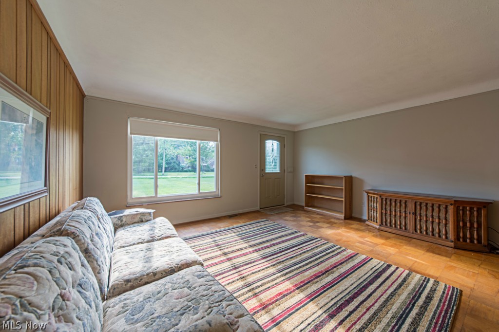 417 Harris Road Richmond Heights, OH 44143 - Photo 15 of 18