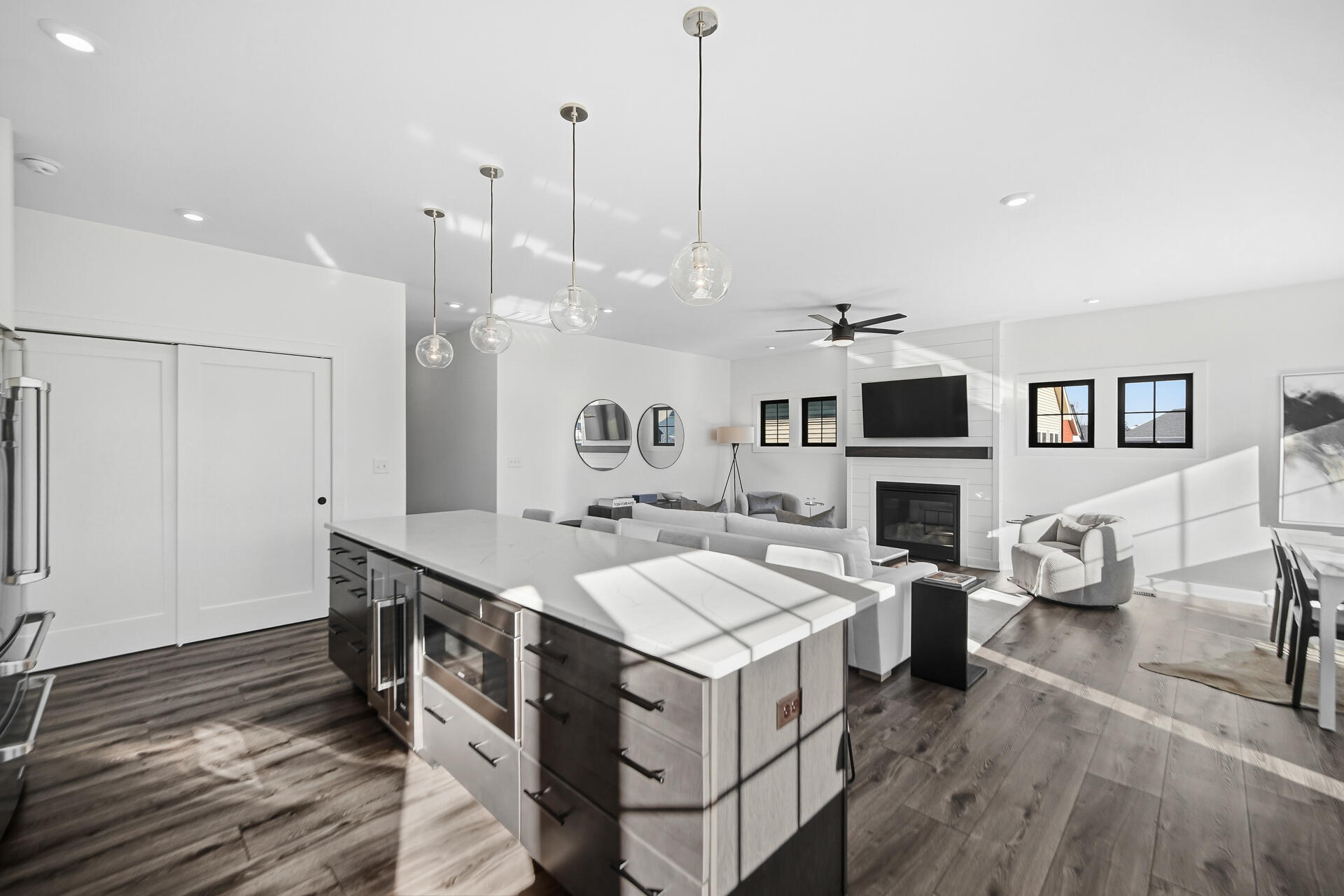 306 West Prairie Lane Valparaiso, IN 46385 - Photo 19 of 27 1920x1280