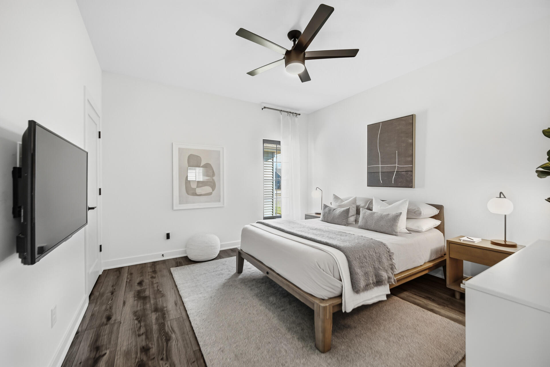 306 West Prairie Lane Valparaiso, IN 46385 - Photo 8 of 27 1920x1280