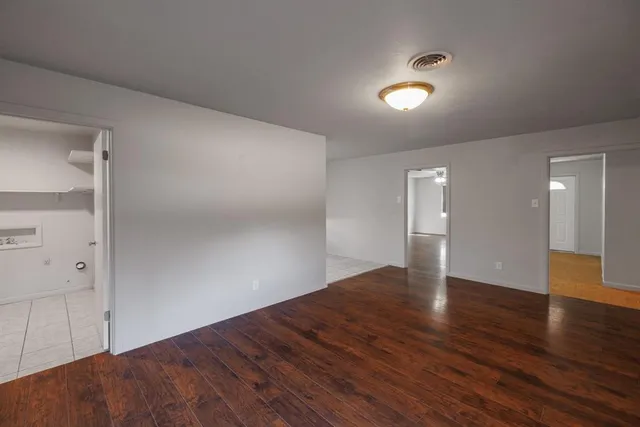 $2,300 | 2140 Glenwood Drive, Abilene, TX 79605