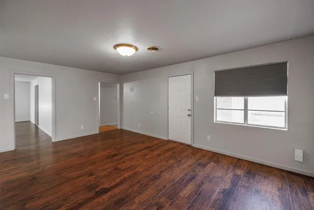 $2,300 | 2140 Glenwood Drive, Abilene, TX 79605