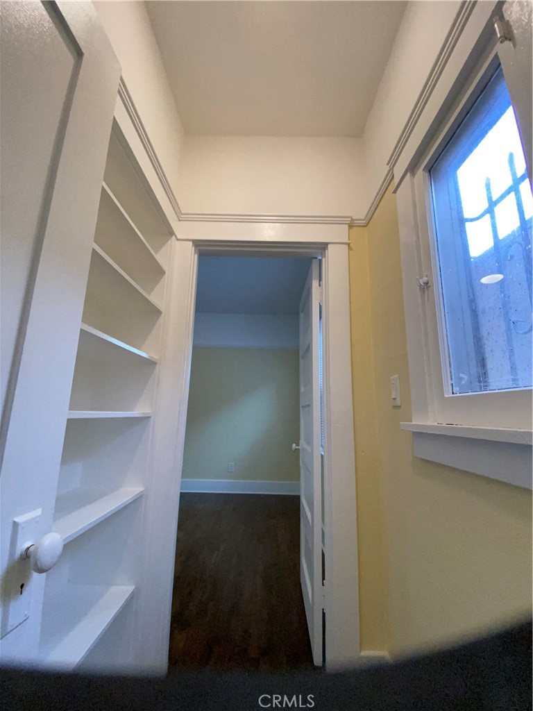 1331 Atlantic Avenue Long Beach, CA 90813 - Photo 35 of 44 a view of closet