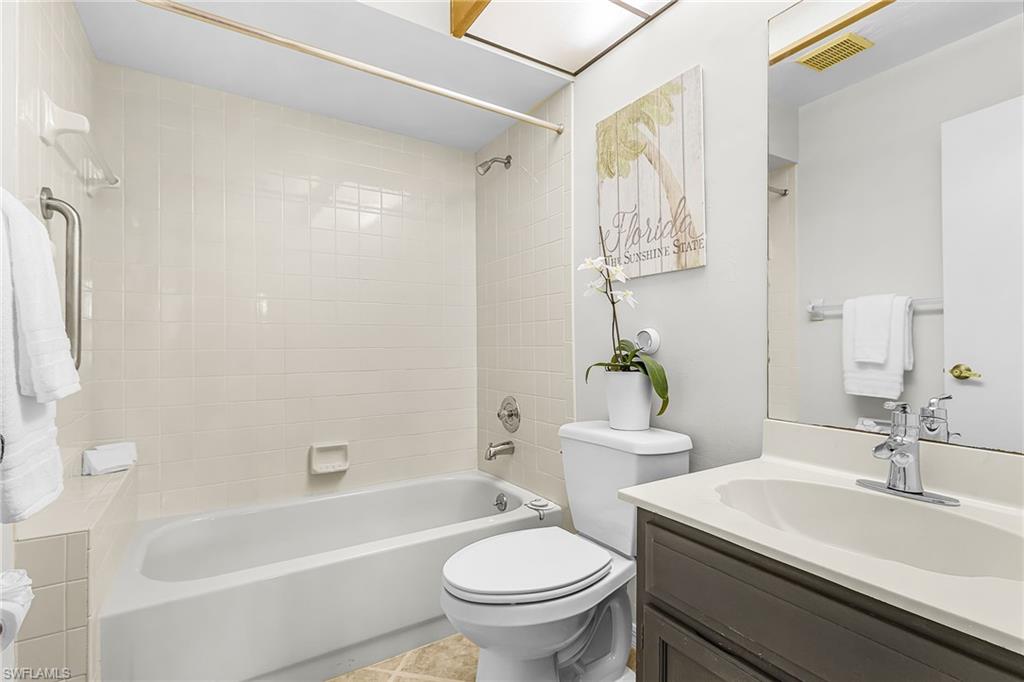5857 Rattlesnake Hamm Road, Unit 204 Naples, FL 34113 - Photo 21 of 32