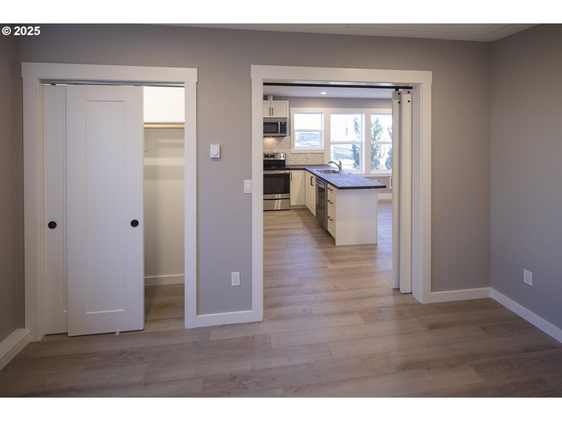 2416 North Rosa Parks Way Portland, OR 97217 - Photo 36 of 41 Accessory Dwelling Unit