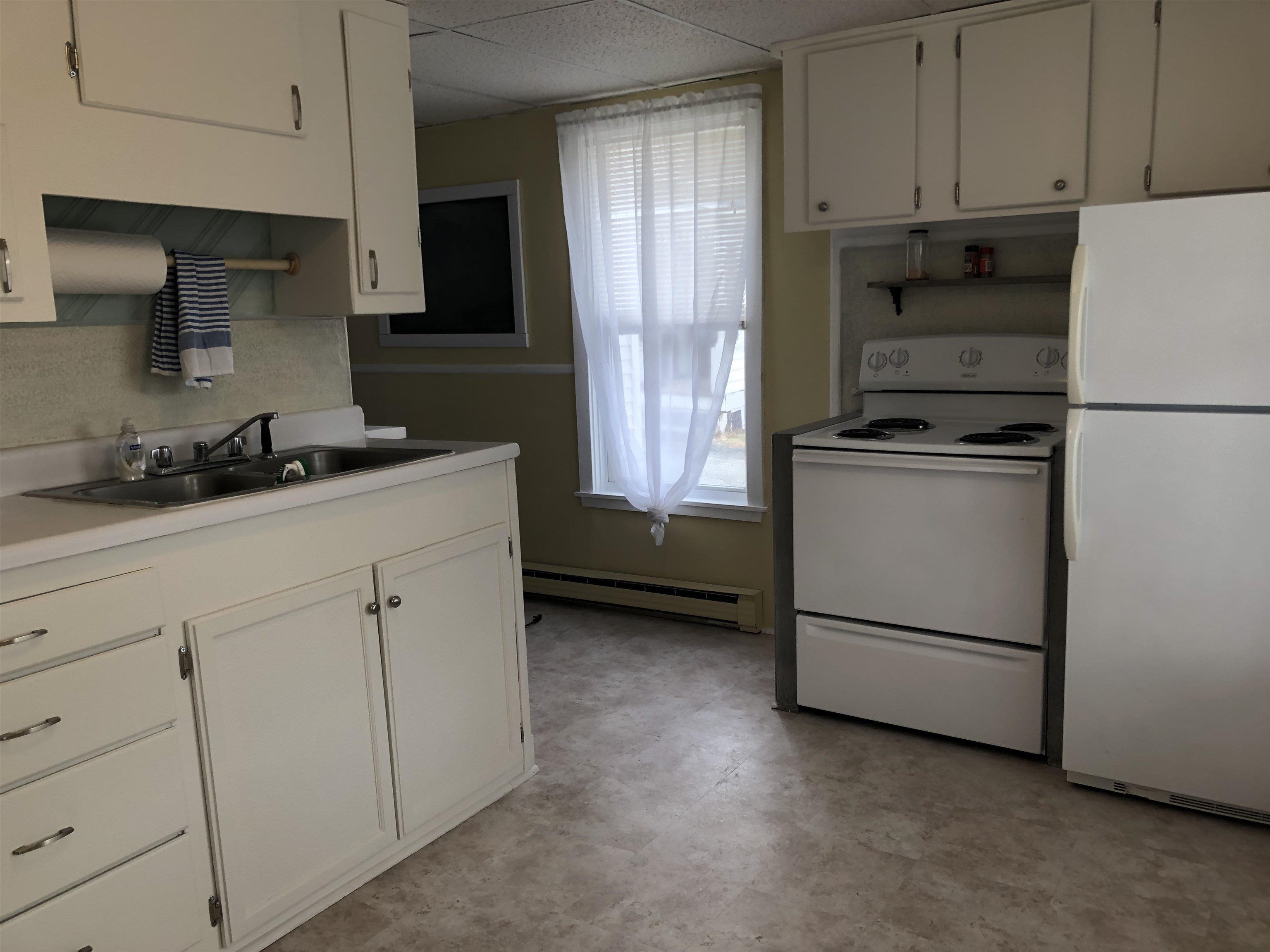 79 Union Street, Unit 1 Littleton, NH 03561 - Photo 2 of 14