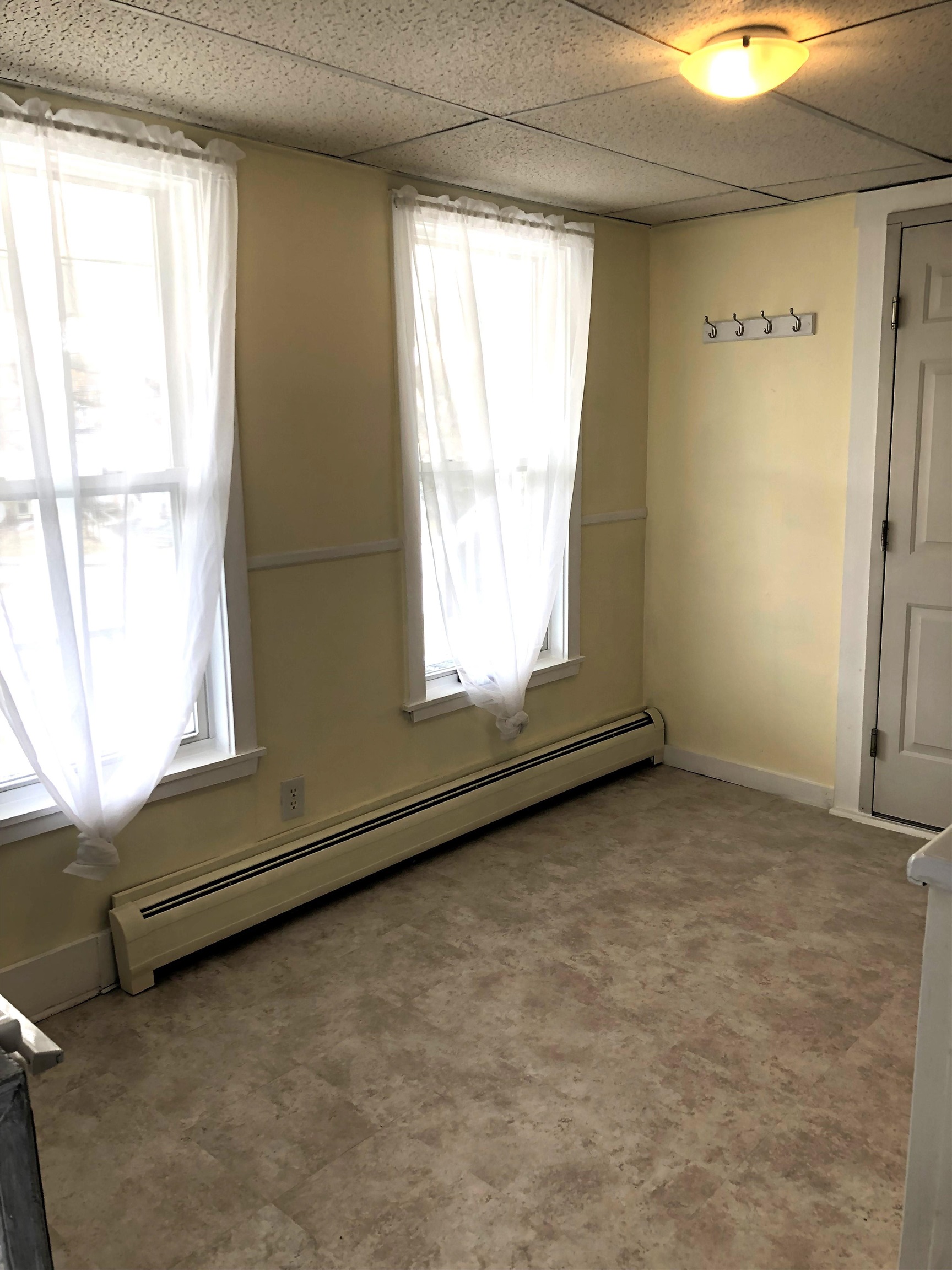 79 Union Street, Unit 1 Littleton, NH 03561 - Photo 4 of 14