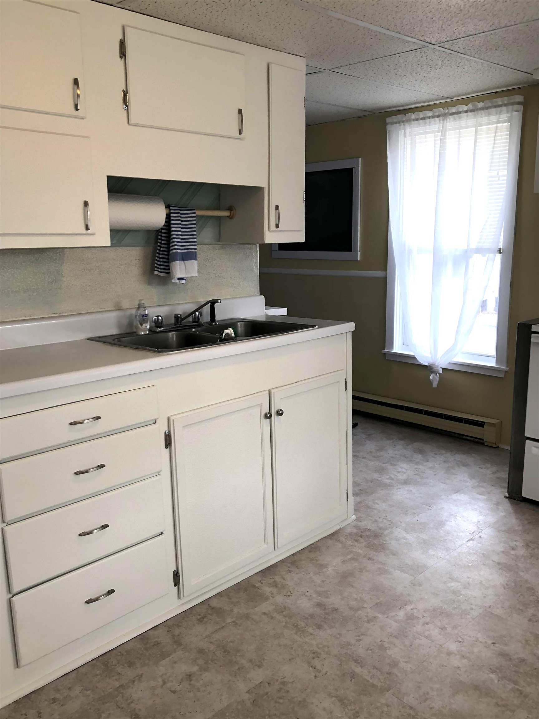 79 Union Street, Unit 1 Littleton, NH 03561 - Photo 4 of 15