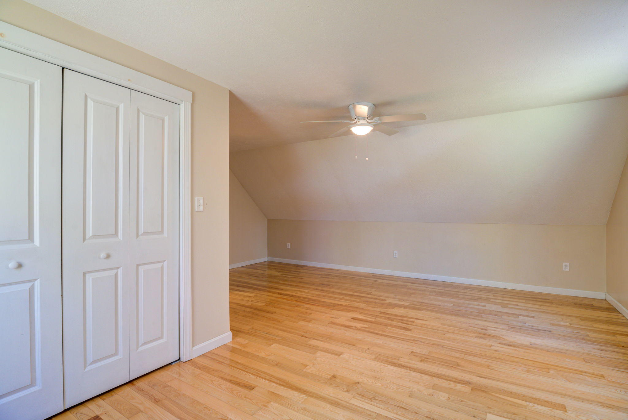 8 Josiah Currier Road York, ME 03902 - Photo 17 of 30 Primary bedroom with step in closet