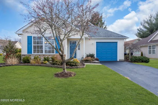 $400,000 | 3229 Flagstone Court, Toms River, NJ 08755