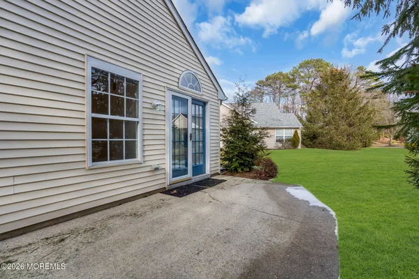 $400,000 | 3229 Flagstone Court, Toms River, NJ 08755