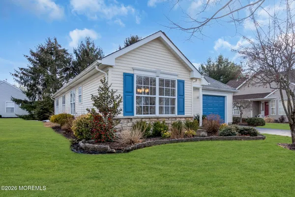 $400,000 | 3229 Flagstone Court, Toms River, NJ 08755