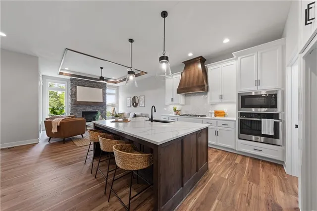 $565,000 | 25257 West 142nd Street, Olathe, KS 66061