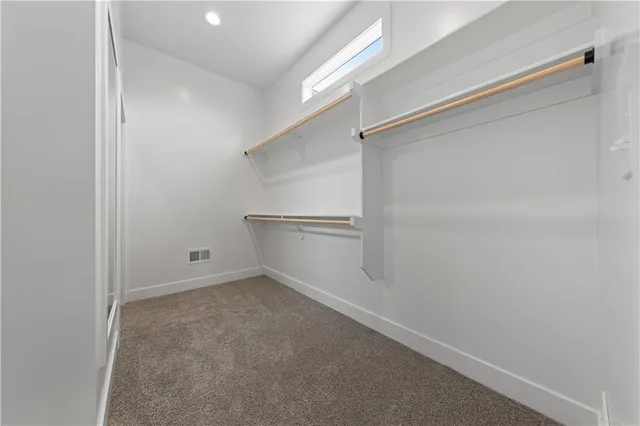 $565,000 | 25257 West 142nd Street, Olathe, KS 66061