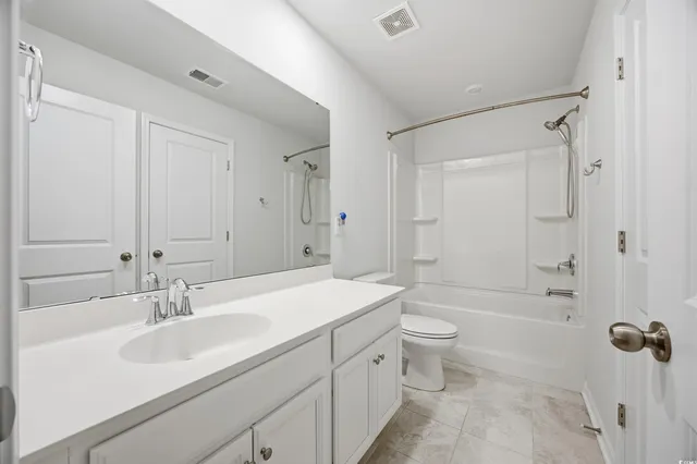 $439,900 | 386 Harbison Circle, Myrtle Beach, SC 29579