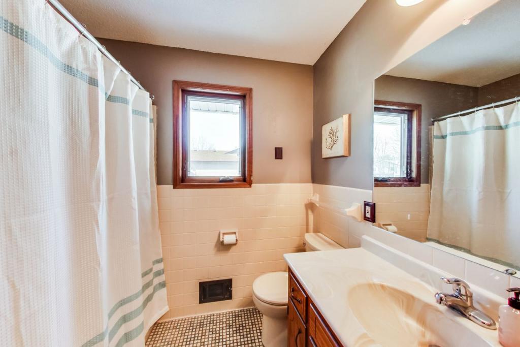2 School Road Circle Pines, MN 55014 - Photo 14 of 26 Gallery Image 14