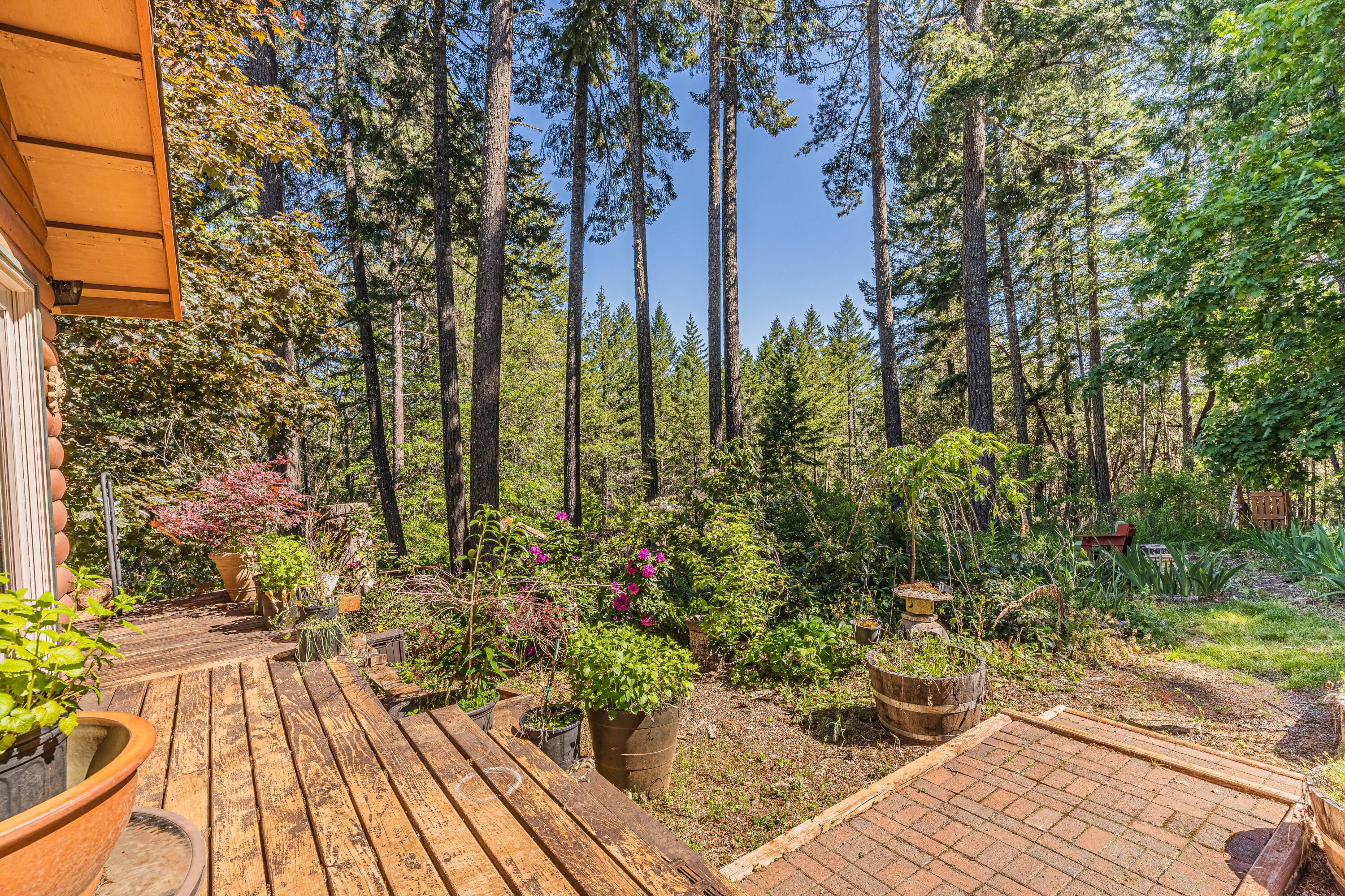 2000 Crow Road Merlin, OR 97532 - Photo 41 of 59 2000 Crow Rd, Merlin, OR 97532-45