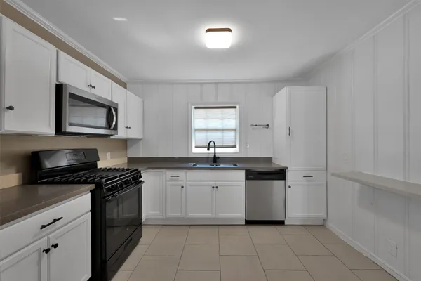 $2,250 | 416 Milwaukee Street, Houston, TX 77009