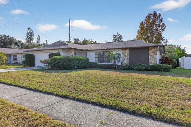 $450,000 | 1575 Burnham Lane, Dunedin, FL 34698