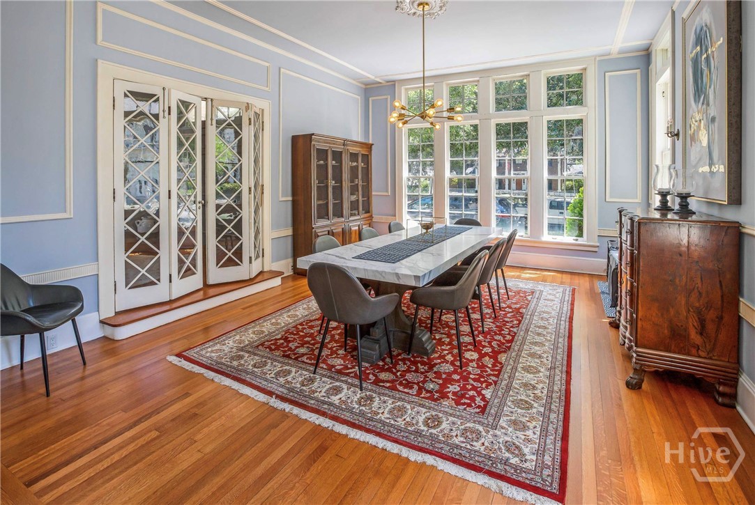 624 East Victory Drive Savannah, GA 31405 - Photo 12 of 37