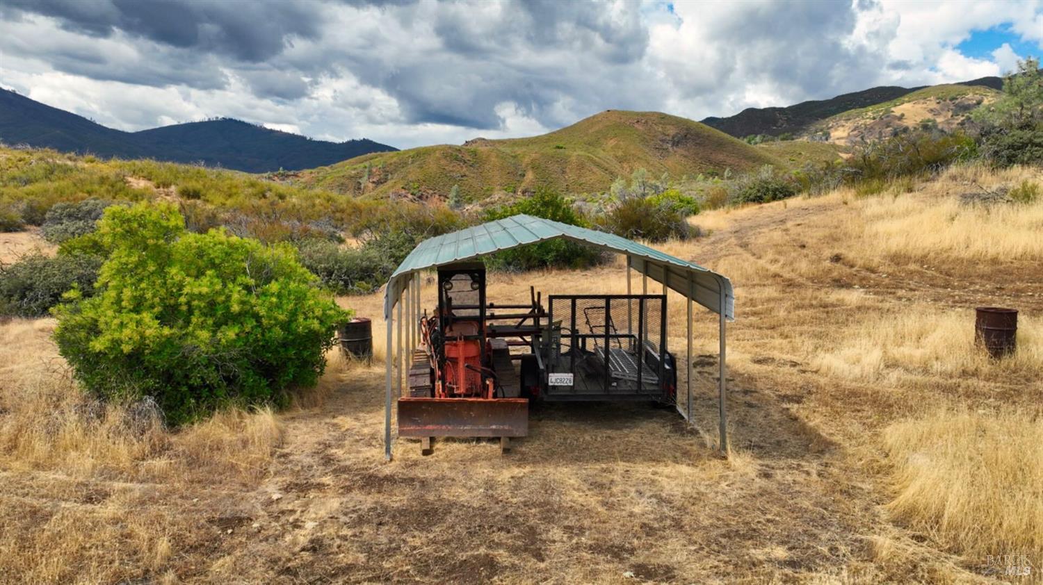 5250 15 N 05 Road Clearlake Oaks, CA 95423 - Photo 34 of 85 a view of a house with a yard