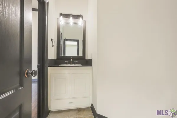 $595,000 | 36267 Bluff Heritage Avenue, Geismar, LA 70734