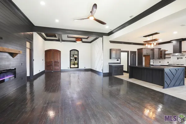 $595,000 | 36267 Bluff Heritage Avenue, Geismar, LA 70734