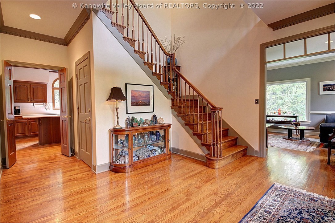 12 Stony Point Road Charleston, WV 25314 - Photo 2 of 30 Gallery Image 2
