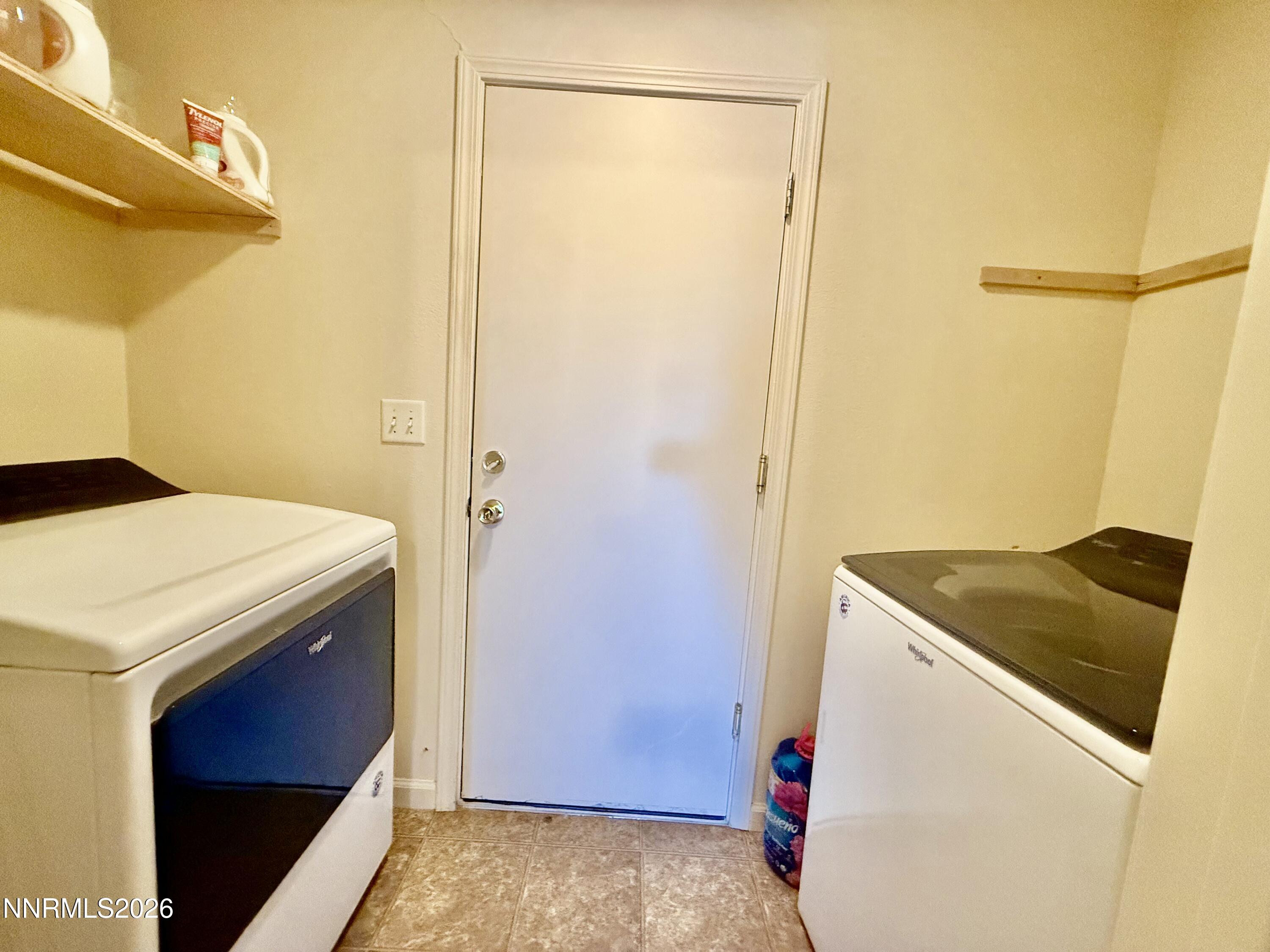 403 Wasatch Circle Fernley, NV 89408 - Photo 5 of 14 IMG_8779_1774200321838