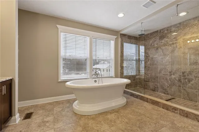 $599,000 | 100 Hermitage Court, Zelienople, PA 16063