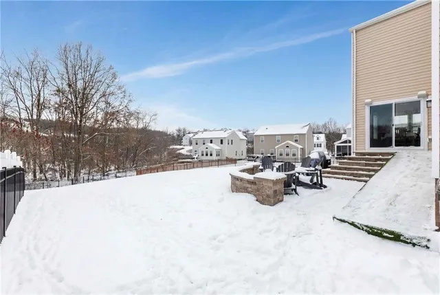 $599,000 | 100 Hermitage Court, Zelienople, PA 16063