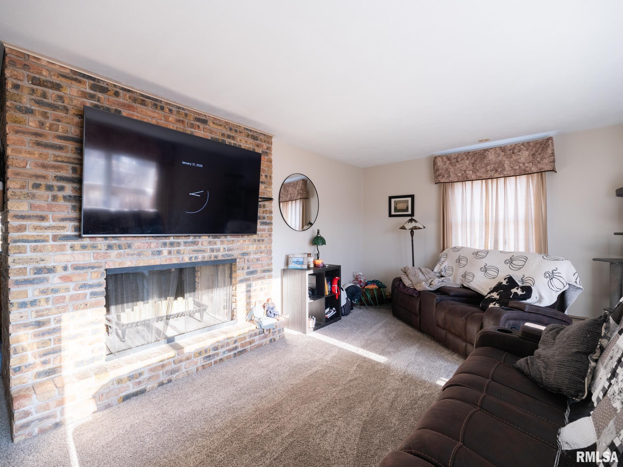 103 Edgebrook Court Washburn, IL 61570 - Photo 13 of 35