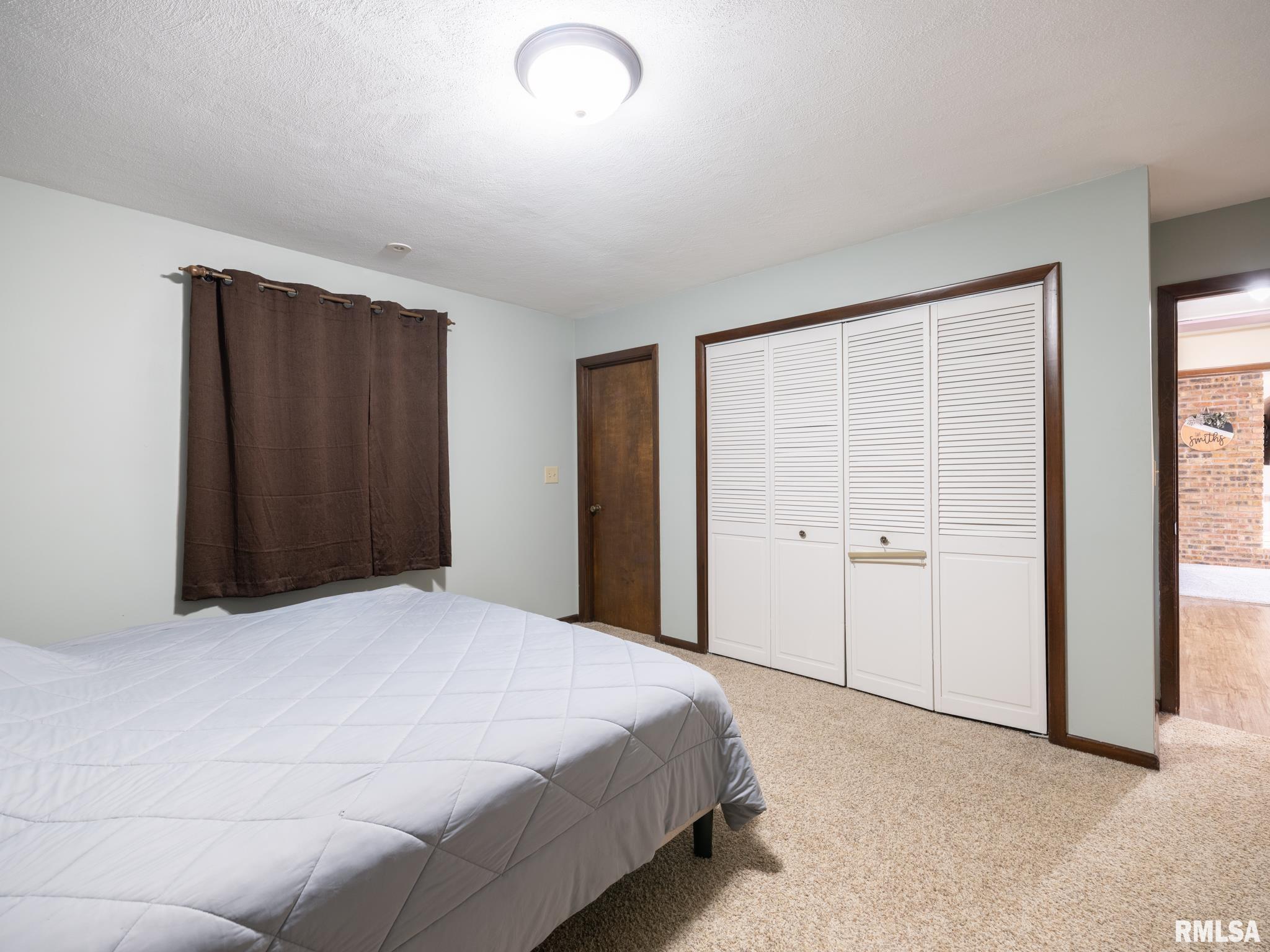 103 Edgebrook Court Washburn, IL 61570 - Photo 15 of 35