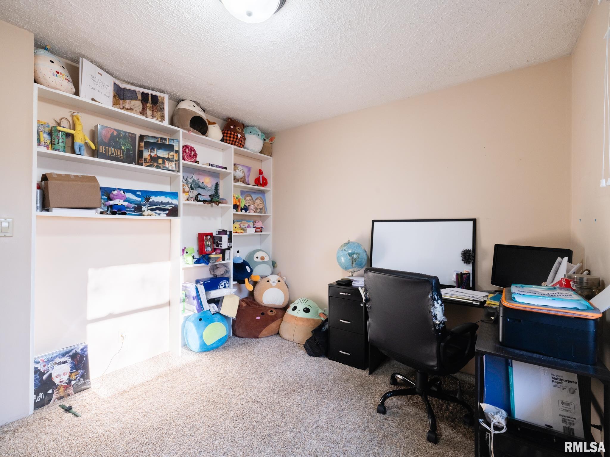 103 Edgebrook Court Washburn, IL 61570 - Photo 20 of 35