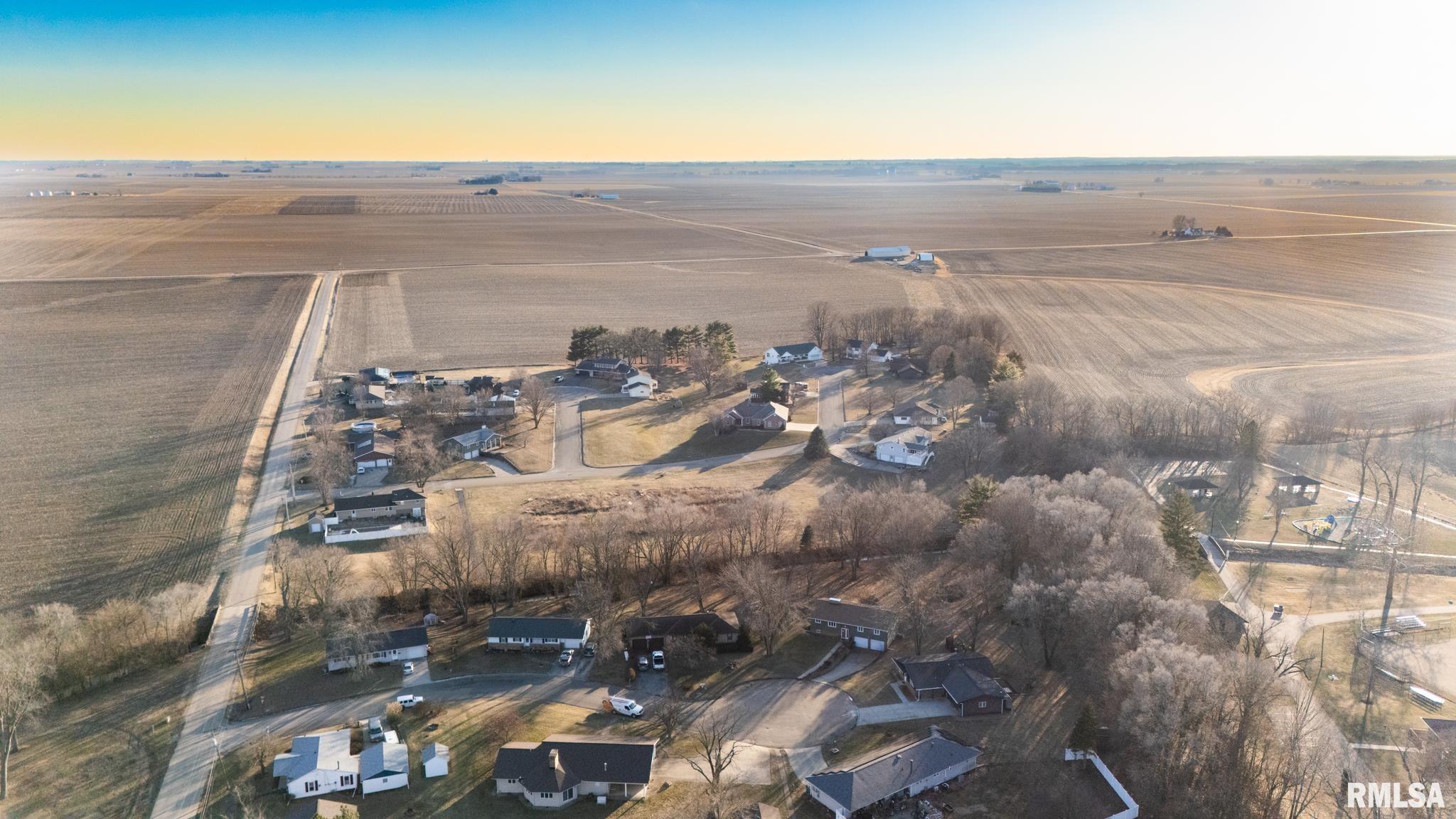 103 Edgebrook Court Washburn, IL 61570 - Photo 32 of 35